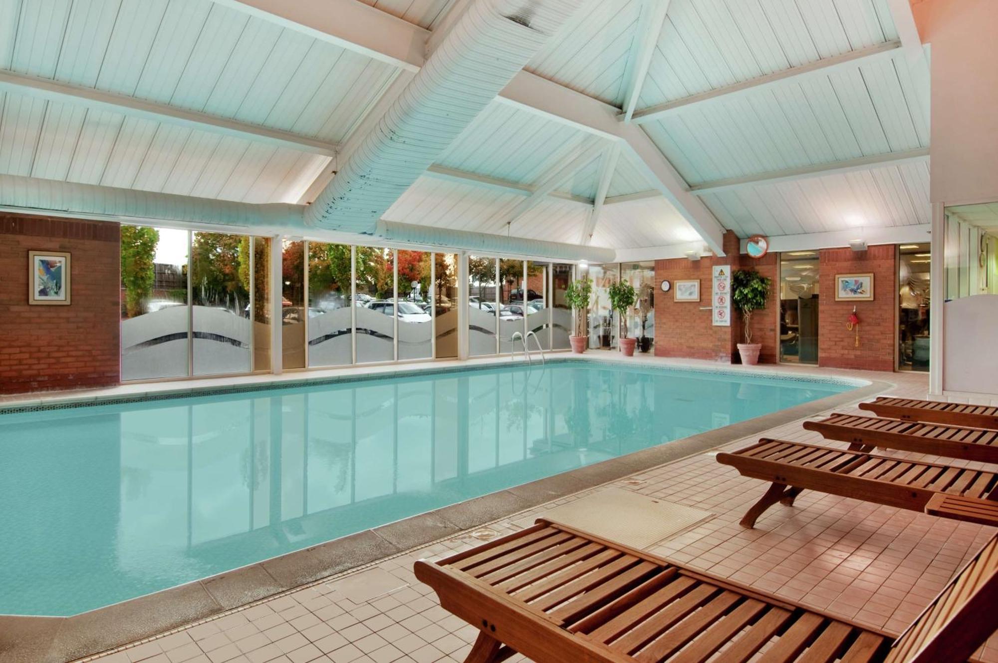 Orida Hotels Newbury Newbury  Esterno foto