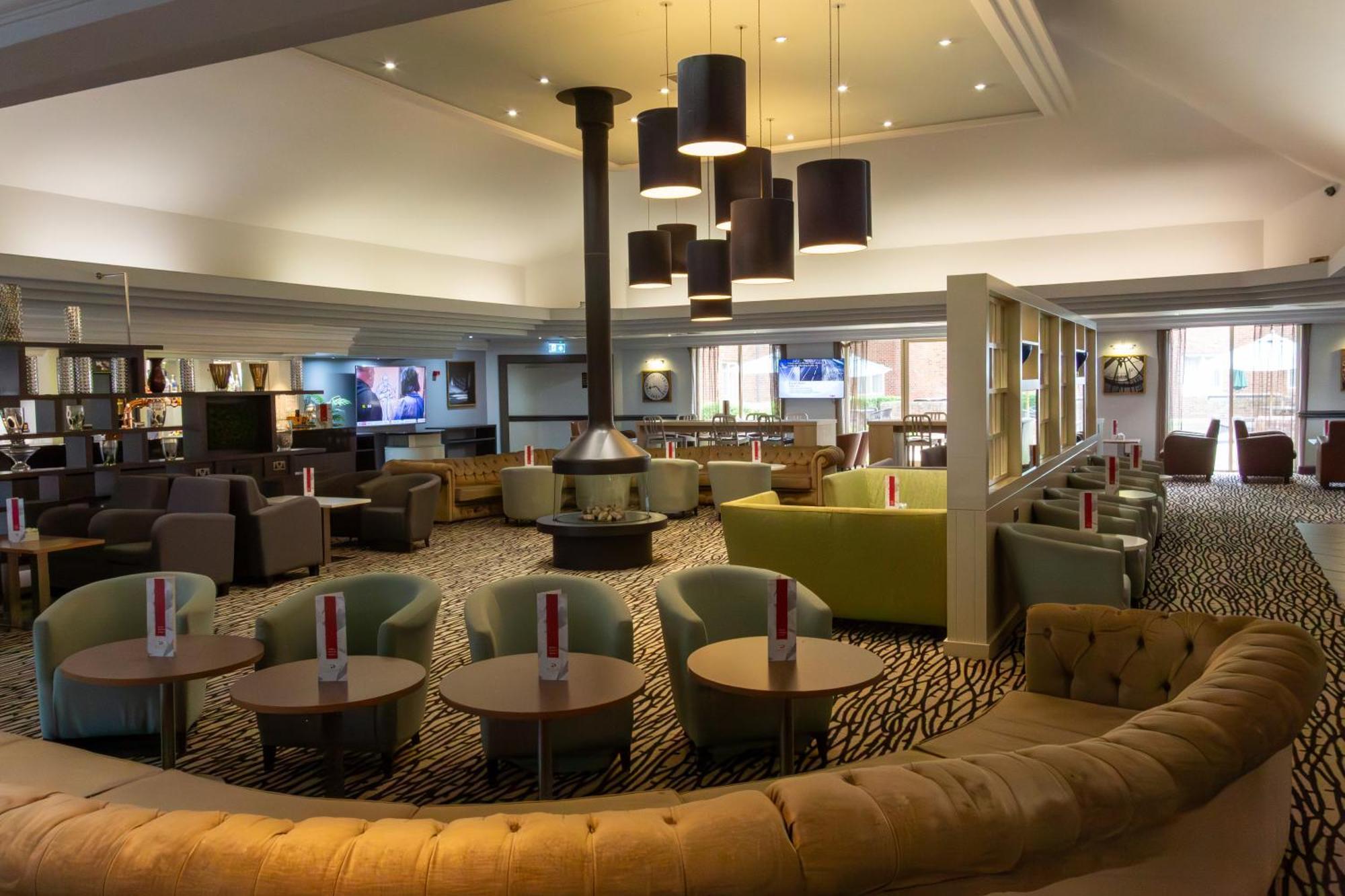 Orida Hotels Newbury Newbury  Esterno foto