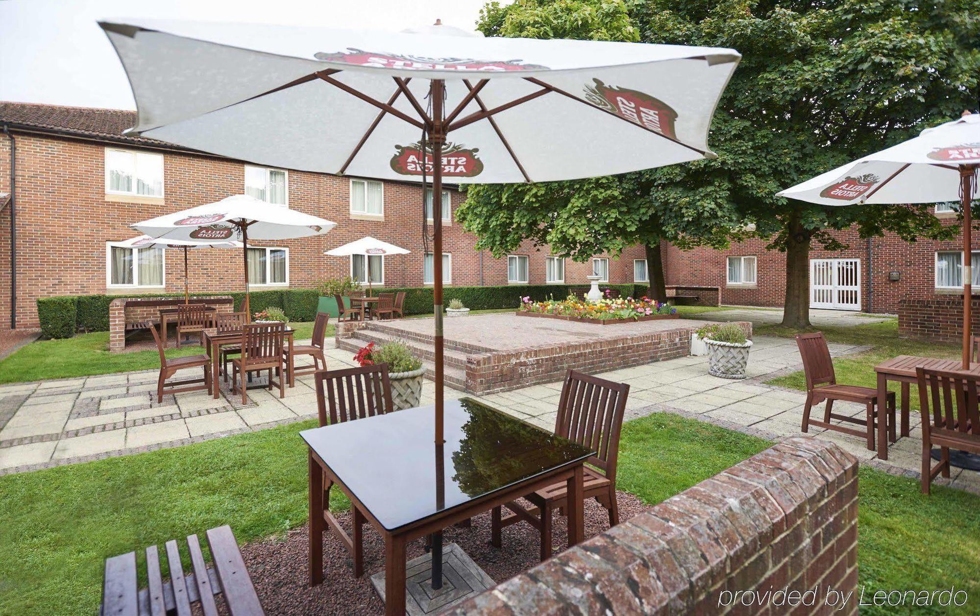 Orida Hotels Newbury Newbury  Esterno foto