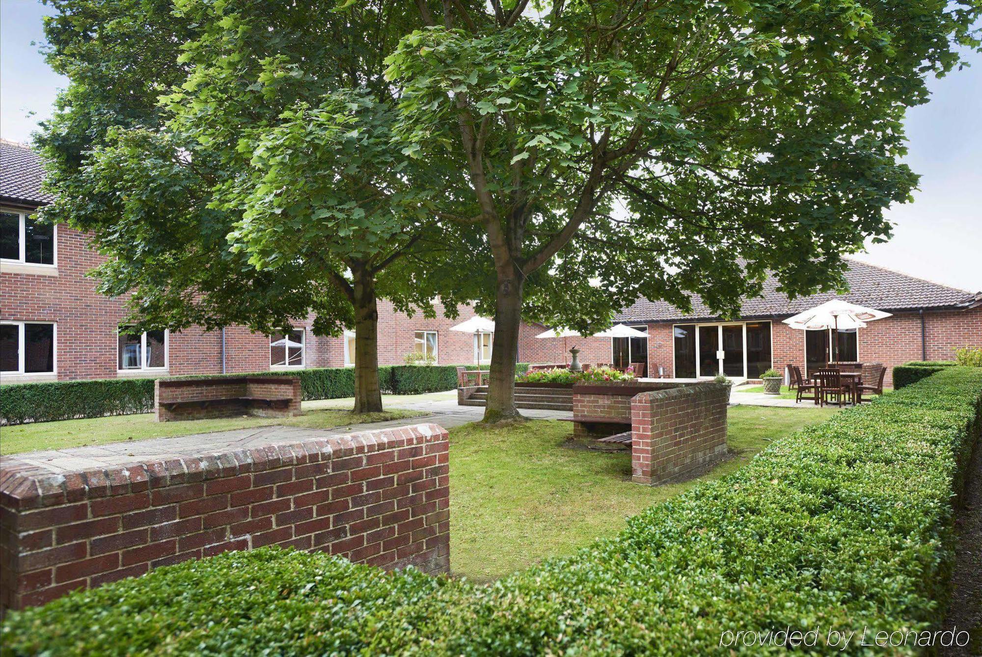 Orida Hotels Newbury Newbury  Esterno foto